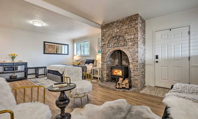 Manchester Apartment | 74 m² Apartment ∙ 2 guests