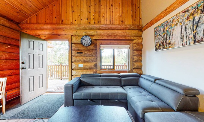 Lac Le Jeune Cabin | 74 m² Cabin ∙ 1 bedroom ∙ 7 guests