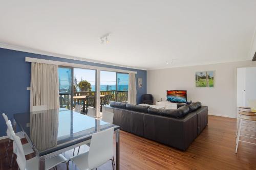 Dalmeny House | 74 Ocean Parade
