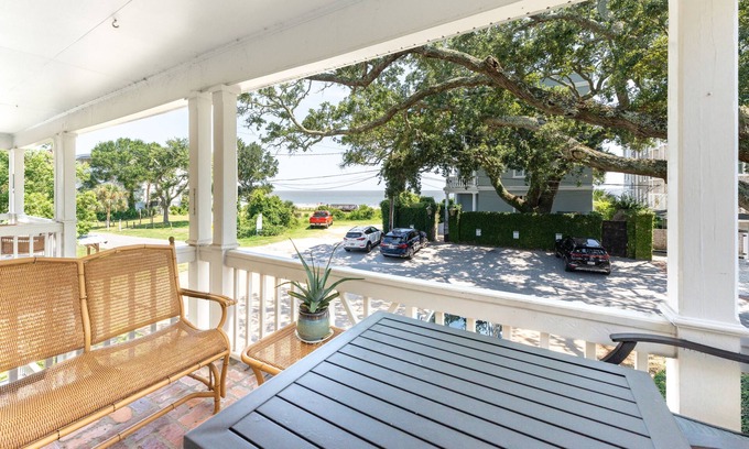 Saint Simons Island Condo | 74 Steps to Sand, Walk to the Village, Sleeps 6!