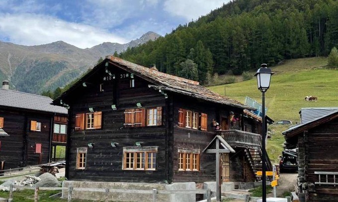 Stalden Apartment | 75 m² Apartment ∙ 2 bedrooms ∙ 4 guests