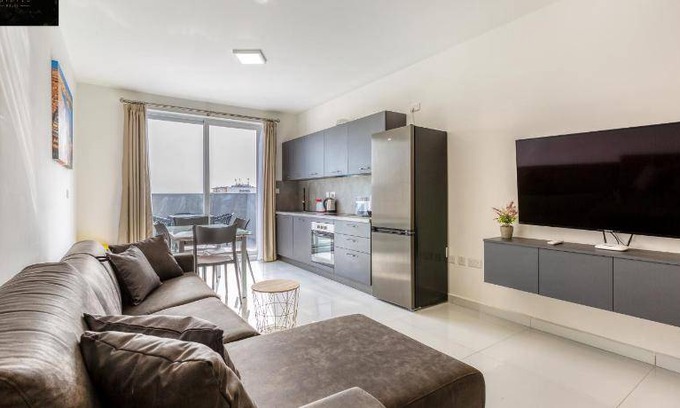 Bugibba Apartment | 75 m² Apartment ∙ 2 bedrooms ∙ 4 guests