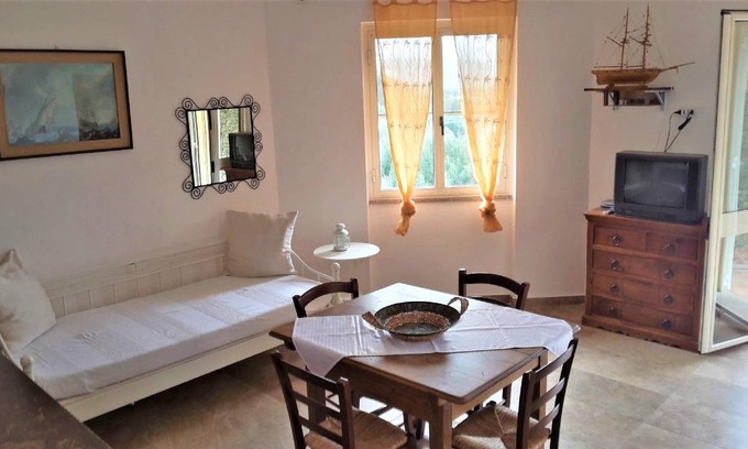 Badesi Apartment | 75 m² Apartment ∙ 2 bedrooms ∙ 5 guests