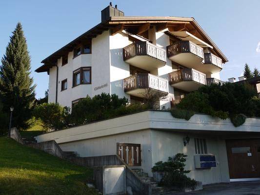 Tavanasa Apartment | 75 m² Apartment ∙ 2 bedrooms ∙ 4 guests
