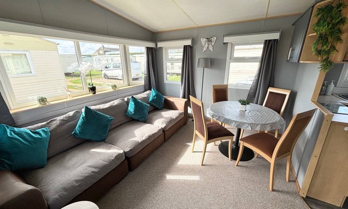 Skegness Apartment | 75 m² Apartment ∙ 2 bedrooms ∙ 6 guests