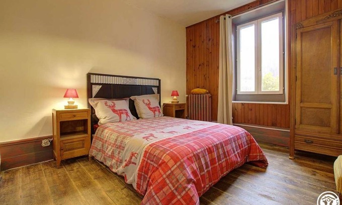 Mijoux House | 75 m² Gîte ∙ 2 bedrooms ∙ 6 guests
