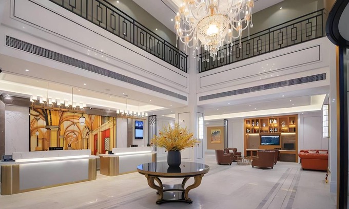 Hanjiang District Hotel | 75 m² Hotel ∙ 3 guests