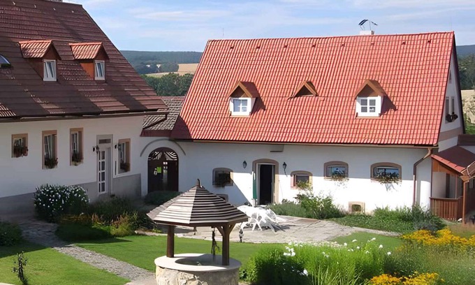 Horicky House | 75 m² House ∙ 3 bedrooms ∙ 10 guests