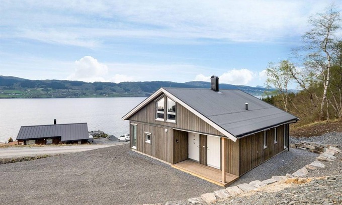 Gjemnes Municipality House | 75 m² House ∙ 3 bedrooms ∙ 5 guests