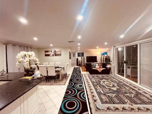 Sydenham House | 750 m² House ∙ 5 bedrooms ∙ 12 guests