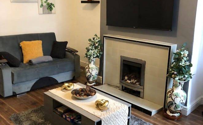 Bolton House | 752 m² House ∙ 4 bedrooms ∙ 10 guests