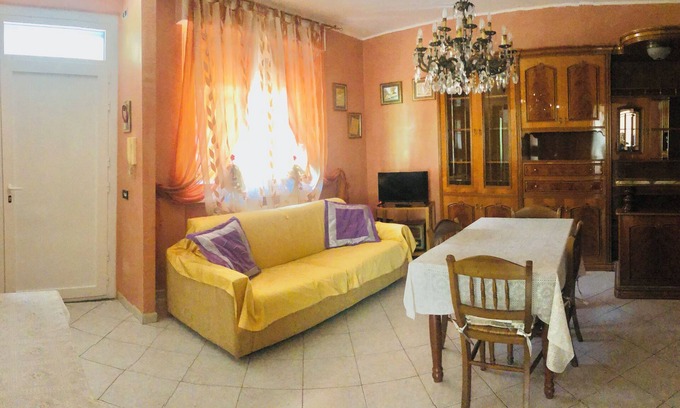 Cinisello Balsamo Bed & Breakfast | 75sqm apartment in villa