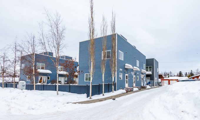 Downtown Anchorage Condo | 76 m² Condo ∙ 2 bedrooms ∙ 4 guests