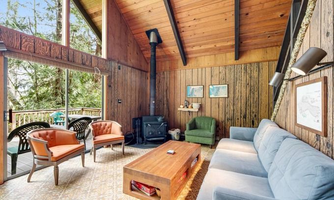 Burley Cabin | 77 m² Cabin ∙ 2 bedrooms ∙ 6 guests
