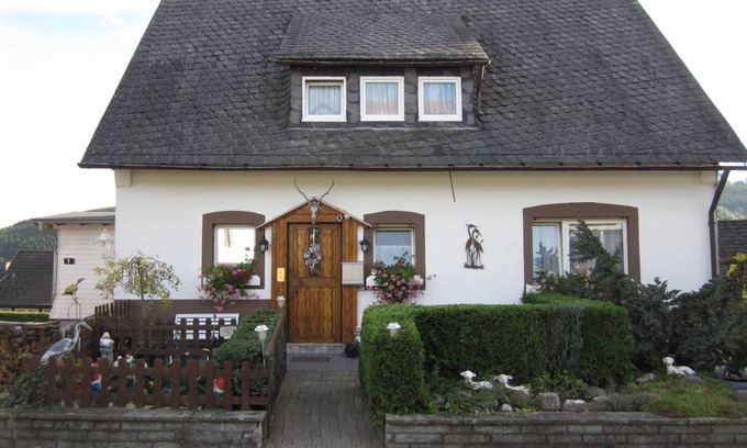 Zueschen Apartment | 78 m² Apartment ∙ 2 bedrooms ∙ 6 guests