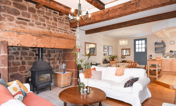 Villecomtal House | 78 m² House ∙ 3 bedrooms ∙ 8 guests
