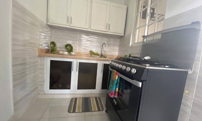 Santiago Province Apartment | 7DR Apt in Prime Location Near Monumental Area