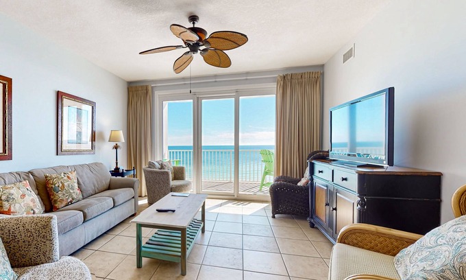 Ono Island Condo | 7th-floor condo directly on the beach with Gulf-front pool