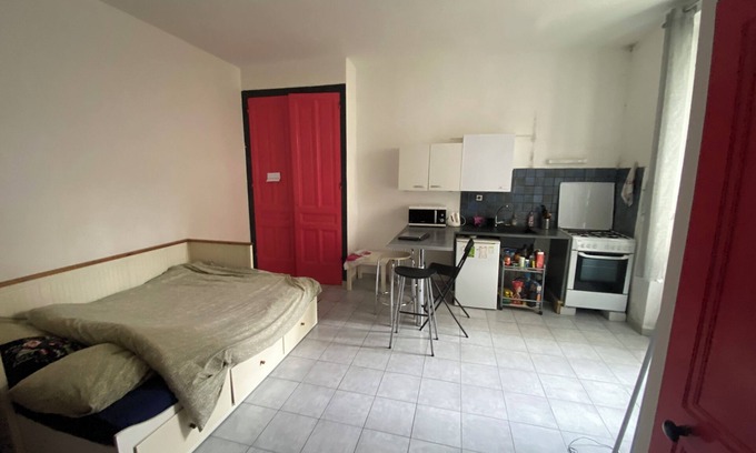 Lyon City Centre Apartment | 7th studio