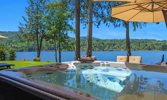 Big Lake Cabin | 8,200SF Lakefront Luxury Lodge - Sleeps 25 - 7 Bedrooms + Hot Tub + Private Dock
