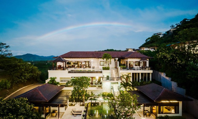 Tamarindo House | 8 Bedroom Private Luxury Estate Overlooking Tamarindo Bay