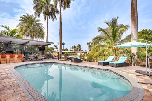 Lauderdale Isles House | 8 Mi to Las Olas Beach Canal-Front Oasis with Pool!