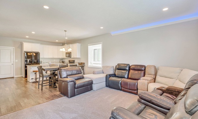 Herriman House | 8 Mi to Loveland Aquarium: Mtn Home in Herriman!