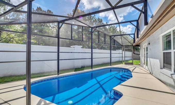 Indian Wells House | 8 minutes from disney parks! Beautiful home with pool heated!