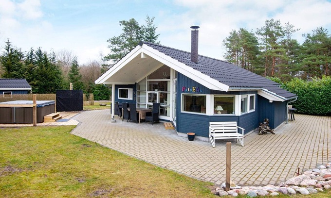 Øksenmølle House | 8 person holiday home in Ebeltoft-By Traum