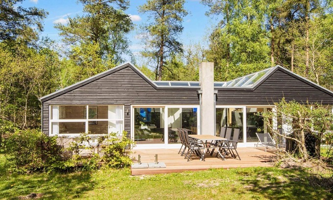 Fjellerup House | 8 person holiday home in Glesborg-By Traum
