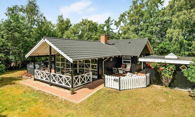 Helberskov Strand House | 8 person holiday home in Hadsund