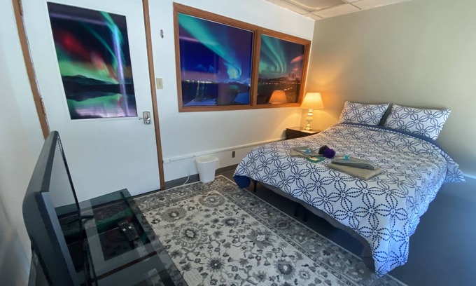 Fairview House | #8 Private bedroom near Downtown Anchorage