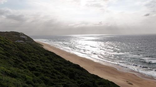 Ponta d'Ouro House | 8 Sleeper Ocean View 4x4 only