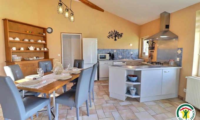 Saint-Auban-sur-L'Ouveze House | 80 m² Gîte ∙ 3 bedrooms ∙ 6 guests