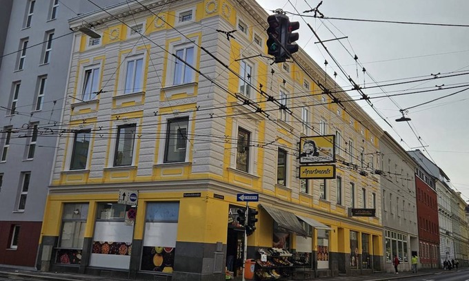 Innere Stadt Apartment | 80 m² Apartment ∙ 2 bedrooms ∙ 2 guests