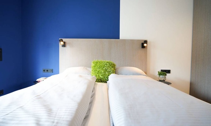 Sendling - Westpark Apartment | 80 m² Apartment ∙ 3 bedrooms ∙ 6 guests