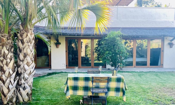 Bolonia Apartment | 80 m² Apartment ∙ 2 bedrooms ∙ 4 guests