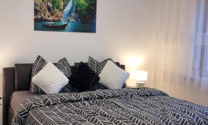 Leonding Apartment | 80 m² Apartment ∙ 2 bedrooms ∙ 7 guests