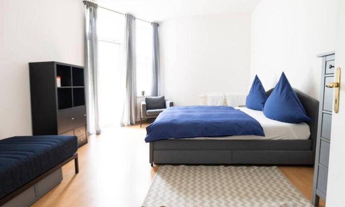 Kaßberg Apartment | 80 m² Apartment ∙ 3 bedrooms ∙ 7 guests