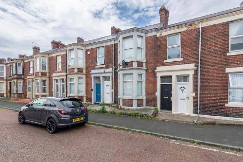 Gateshead Apartment | 80 m² Apartment ∙ 3 bedrooms ∙ 10 guests
