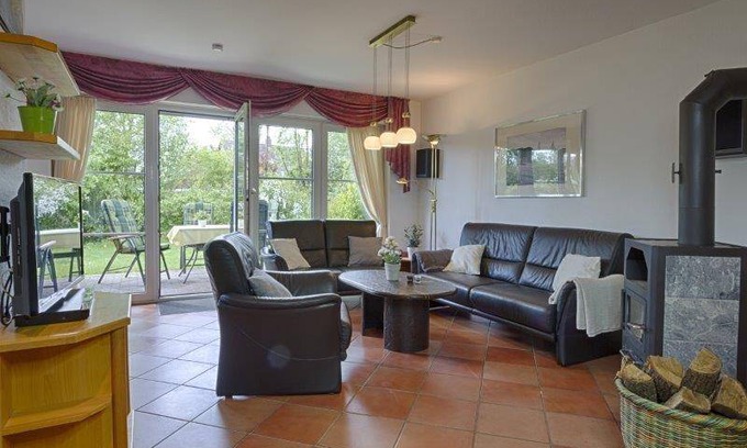 Neue Tiefe Apartment | 80 m² Apartment ∙ 2 bedrooms ∙ 5 guests