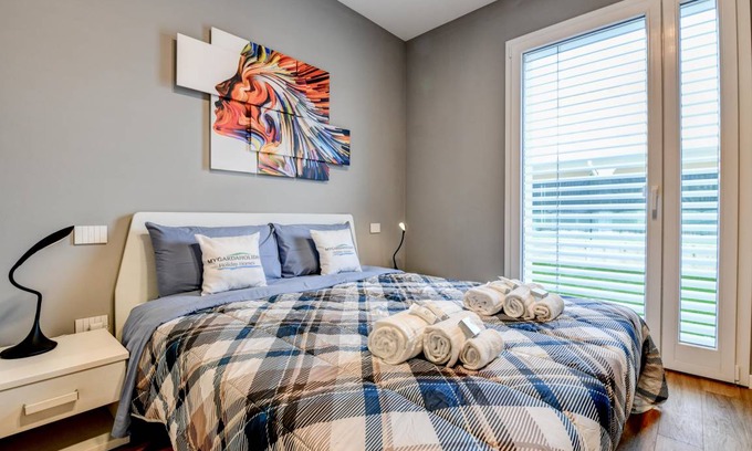 Peschiera del Garda Ski Chalet | 80 m² Chalet ∙ 2 bedrooms ∙ 6 guests