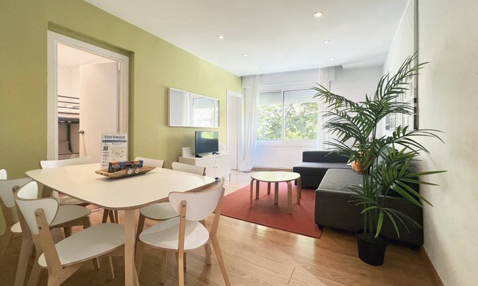 Sant Gervasi Apartment | 80 m² Apartment ∙ 3 bedrooms ∙ 6 guests