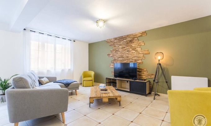 Carentan House | 80 m² Gîte ∙ 2 bedrooms ∙ 4 guests