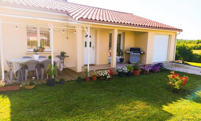 Nadillac House | 80 m² Gîte ∙ 2 bedrooms ∙ 4 guests