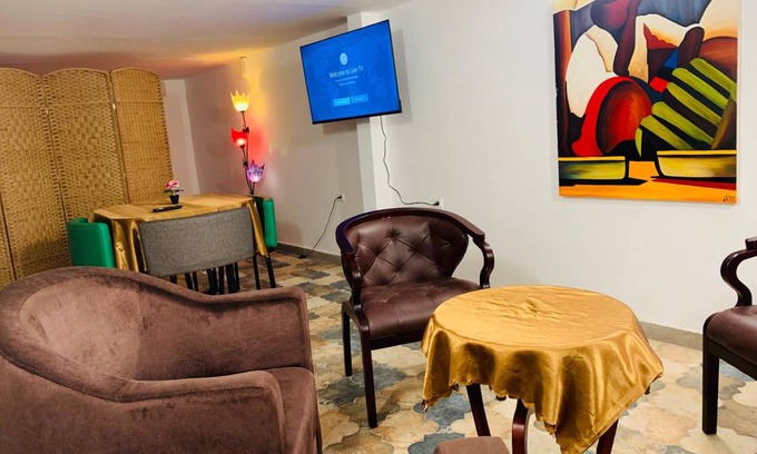 Libreville Hotel | 80 m² Hotel ∙ 3 guests
