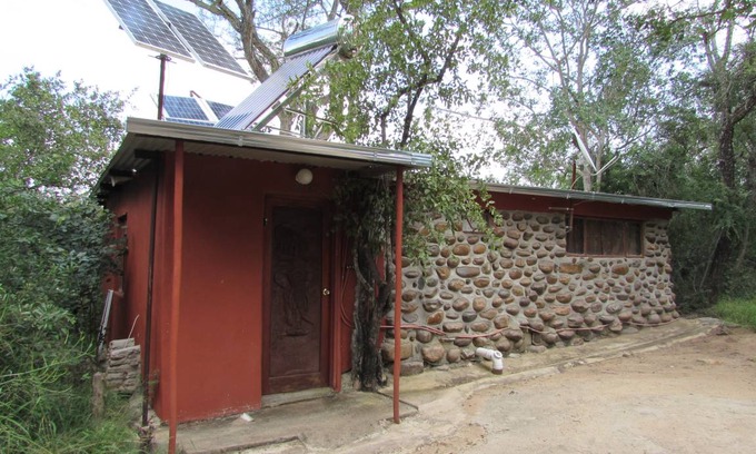 Thorny Bush Game Reserve House | 80 m² House ∙ 2 bedrooms ∙ 3 guests