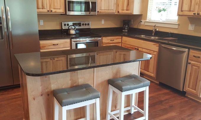 Post Falls House | 800 square foot Guest House.
