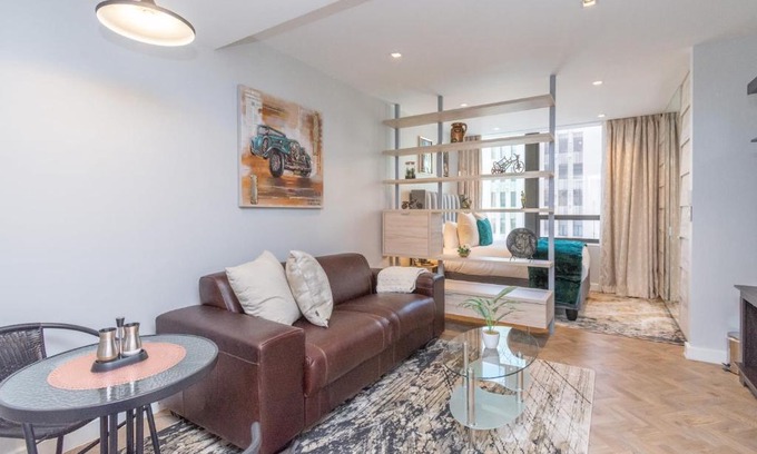 Cape Town City Centre Apartment | 809 Foreshore Place