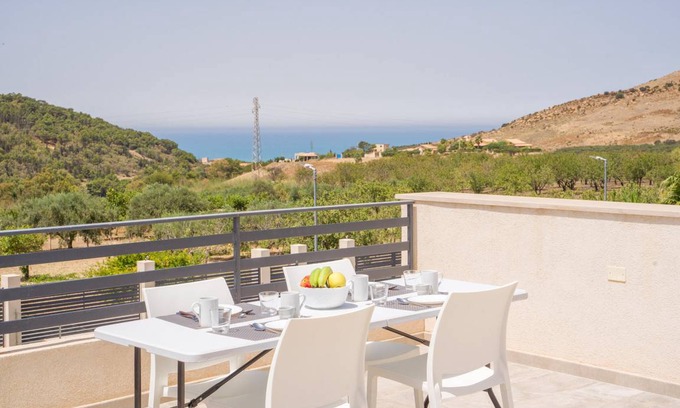 Realmonte House | 81 m² House ∙ 2 bedrooms ∙ 4 guests